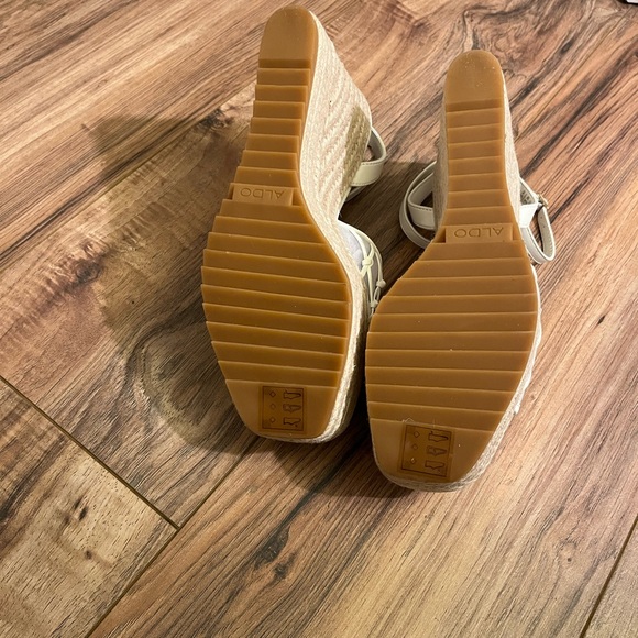 Aldo Dellen Strappy wedge sandal - Wedge heel Size 7.5 - Picture 4 of 6